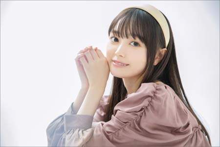 卓上　樋渡結依　２０２２年カレンダー